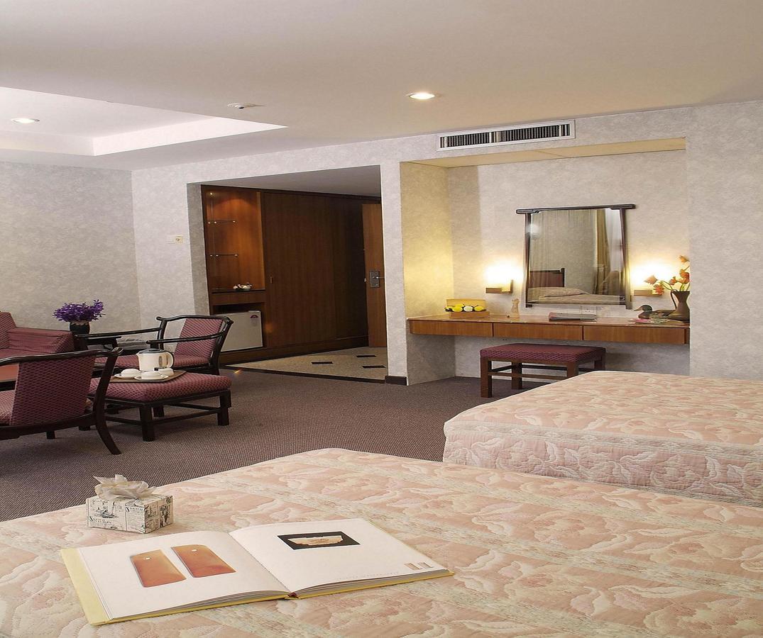 Royal 4* Singapur